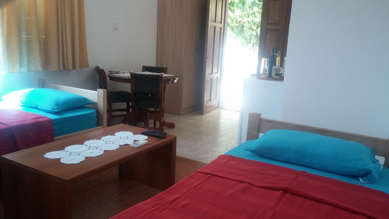 Skadar Lake - Karuc Apartments المظهر الخارجي الصورة